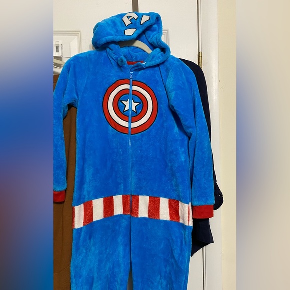 Captain America 🇺🇸 onesie pajama size 10-12 - Picture 3 of 3
